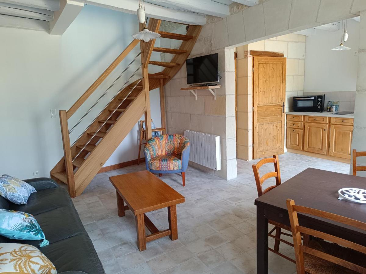 Seigy Gite De La Grand Maison Le Noyer מראה חיצוני תמונה