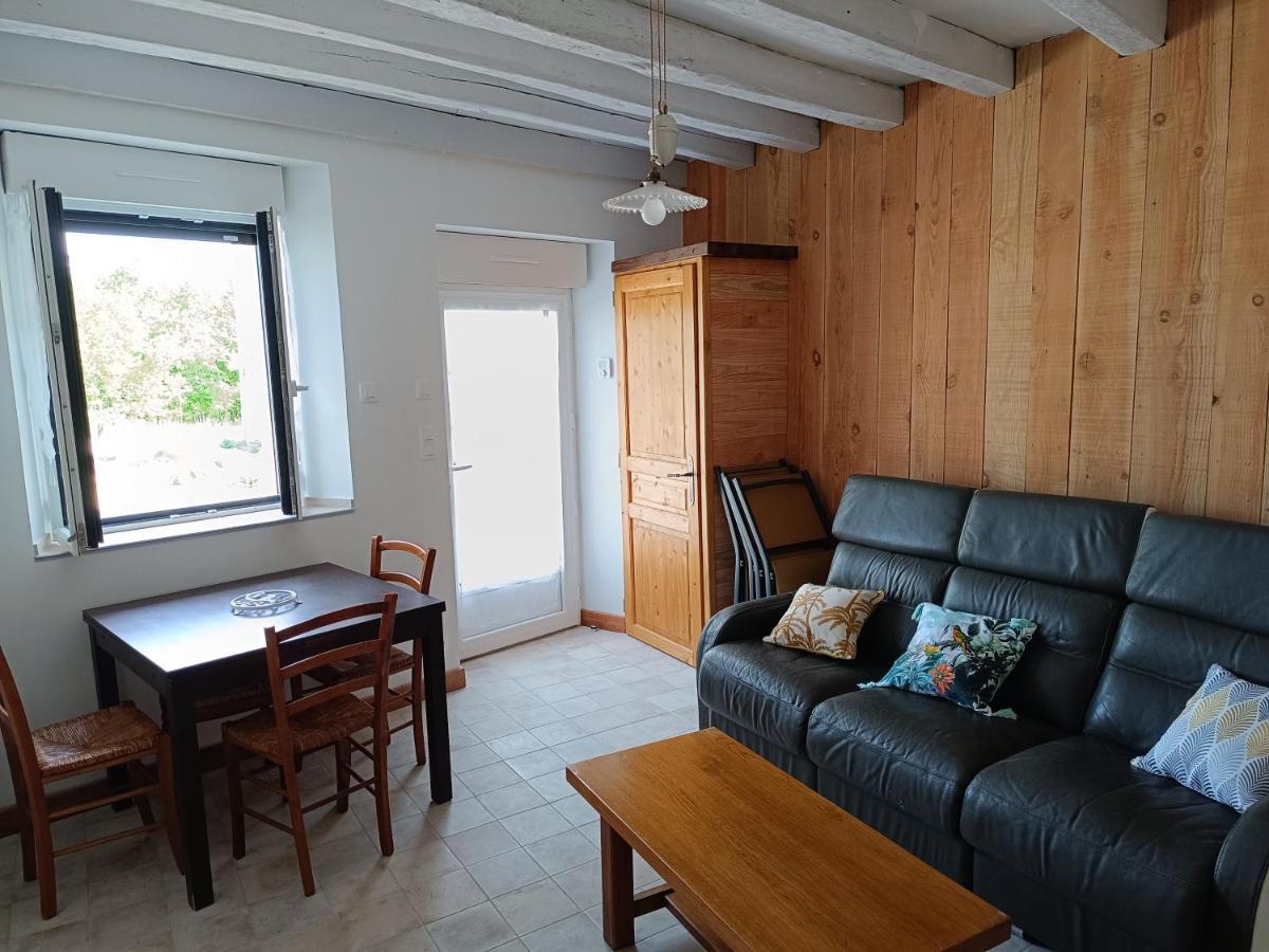 Seigy Gite De La Grand Maison Le Noyer מראה חיצוני תמונה